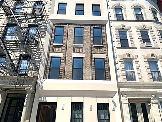 Rented by Tapiro Realty