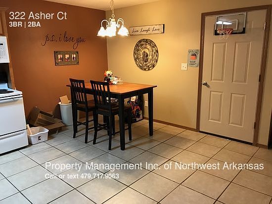 1st image of 322 E Asher Ct