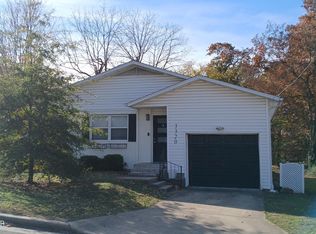 3320 S Moffet Ave, Joplin, MO 64804