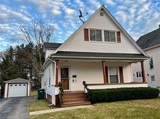 48 Benedict St, Perry, NY 14530