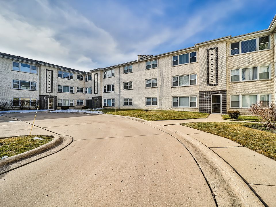 1st image of 5230 N Potawatomie Ave Unit 304
