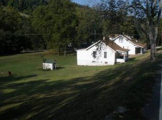 65570 Willow Grove Rd, Bellaire, OH 43906