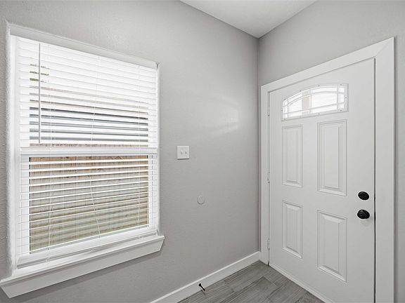 5th image of 426 New Mexico St #B