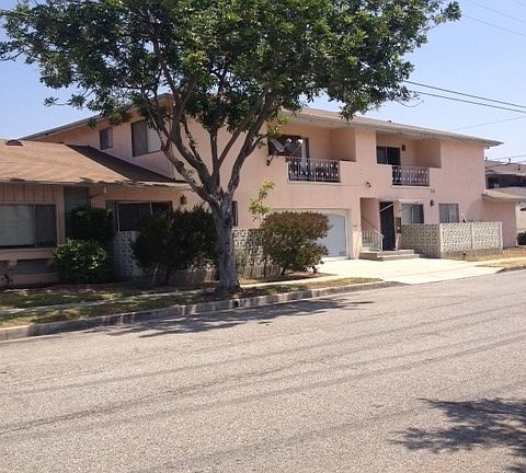 2nd image of 12542 Menlo Ave APT D