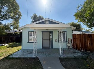 221 W Walnut Ave #1/2, Monrovia, CA 91016