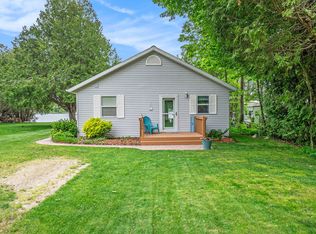 1370 N Black Rd, Trufant, MI 49347