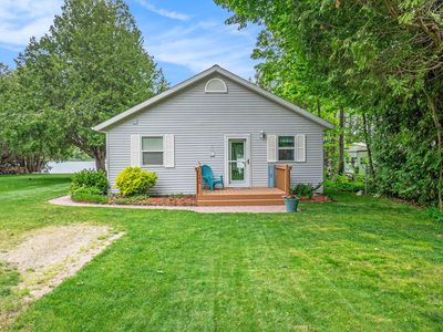 1370 N Black Rd, Trufant, MI, 49347