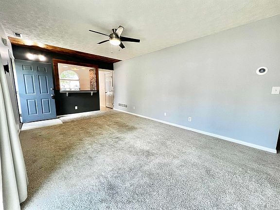 4th image of 5771 River Walk Cir