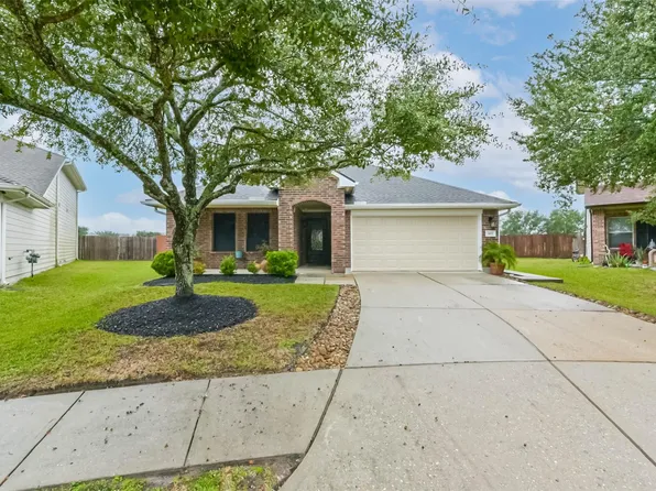 2102 Pickwick Pines Dr, Humble, TX 77396