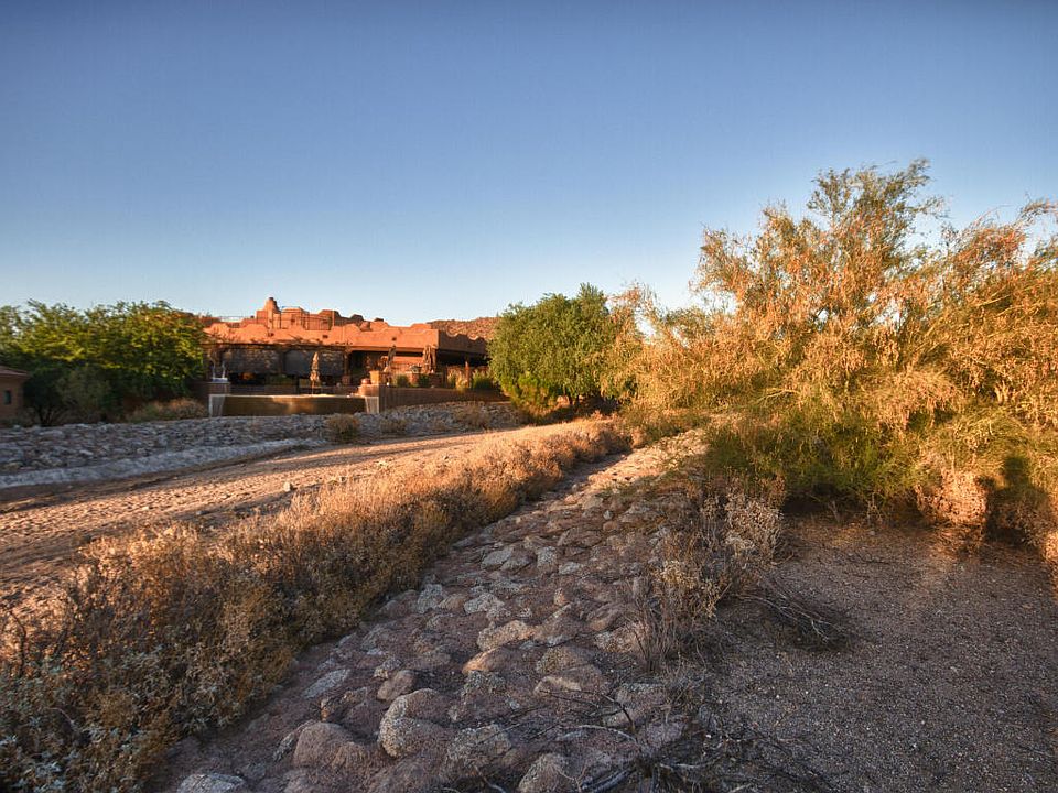 2nd image of 7260 E Eagle Crest Dr Unit 18