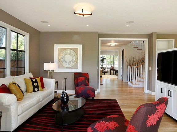 2nd image of 3798 Laguna Ave