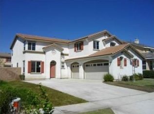 7538 Red Bluff Ln, Fontana, CA 92336