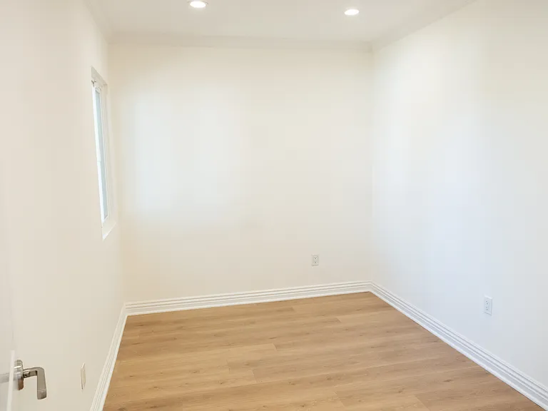 10706 Langmuir Ave — Photo 15
