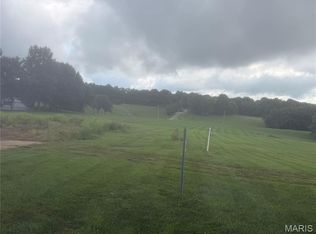 6344 Horneker Rd, Pacific, MO 63069