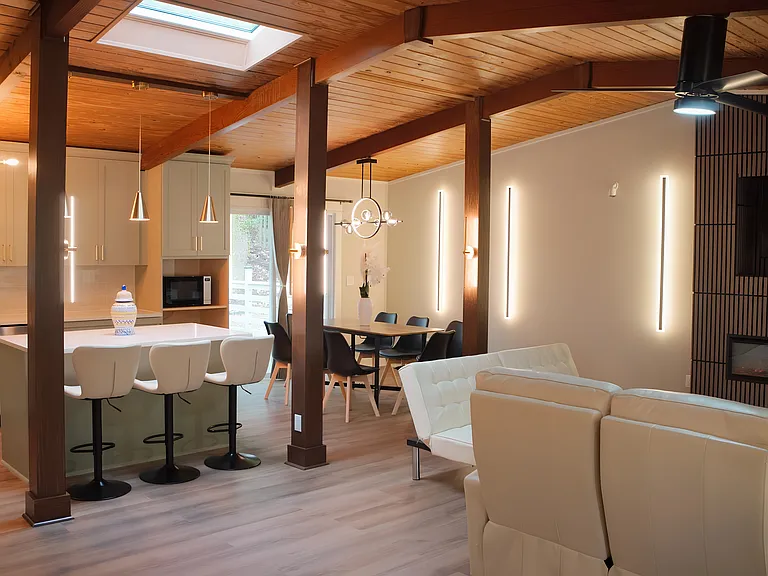 Chalet Ct — Photo 7