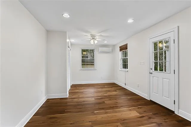 1 bed, 1.0 bath, 392 sqft, $1,100 — Photo 2