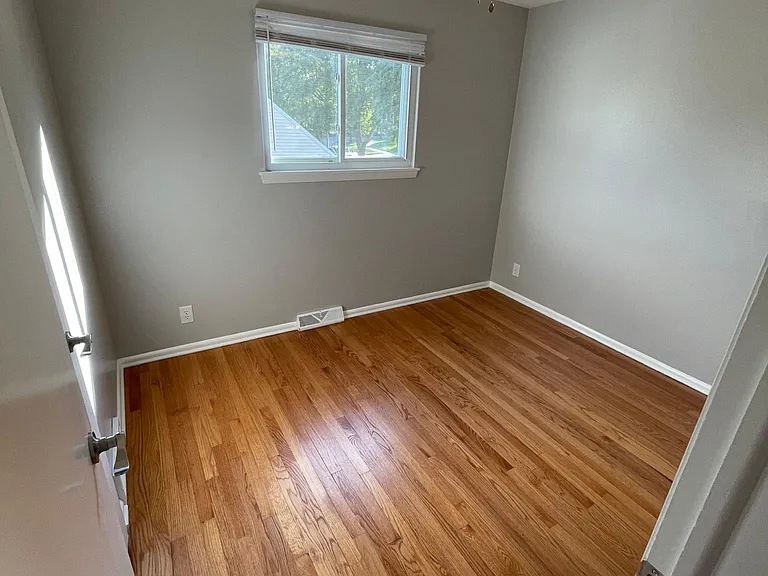 4148 S Herman St — Photo 13
