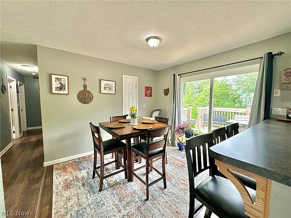 5th image of 338 White Oak Ave