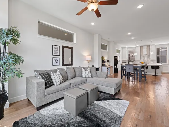 2739 Flowering Peach Ln, Dallas, TX 75212