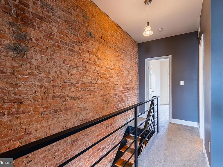 723 S Decker Ave — Photo 18