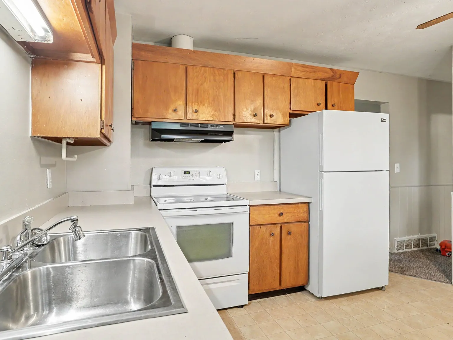 2 bed, 800 sqft, $1,150 — Photo 2