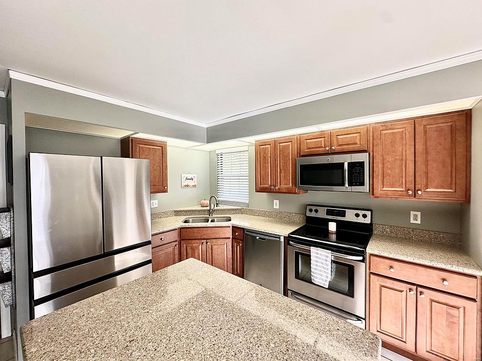 797 Seven Hills Ln, Saint Charles, MO 63304 | Zillow