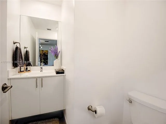 4534 NW 83rd Ave — Photo 10