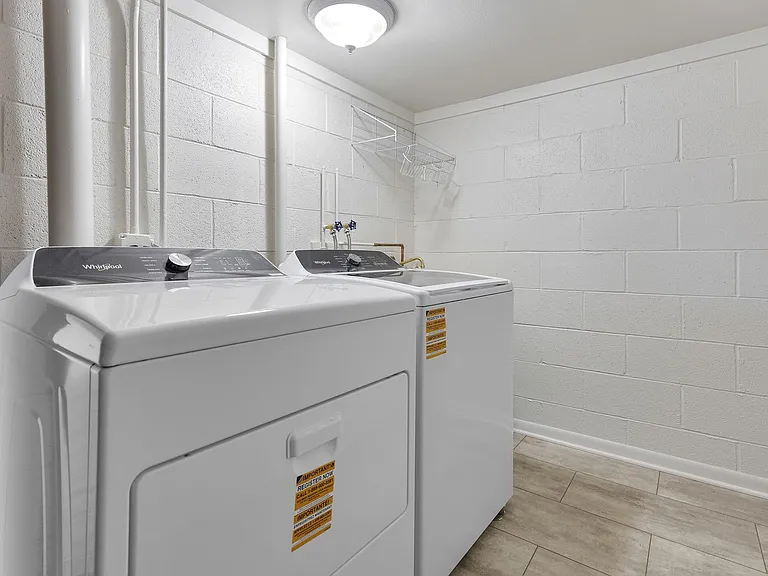 117 Cotuit Ct — Photo 13