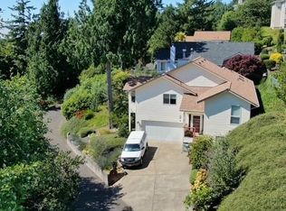 3520 Ocean View Dr, Florence, OR 97439