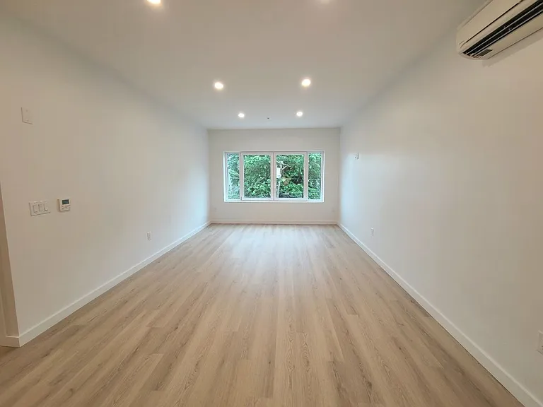 434 Scotland Rd #100 — Photo 3