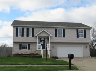 100 Castleman Ct, Creve Coeur, IL