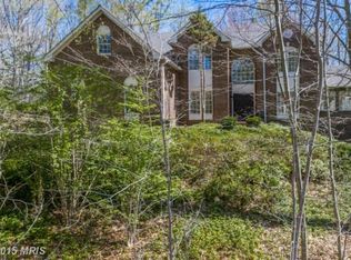 7711 Rose Gate Ct, Clifton, VA 20124