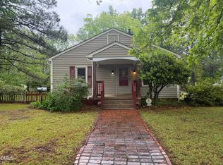 302 N Brevard St, Selma, NC 27576
