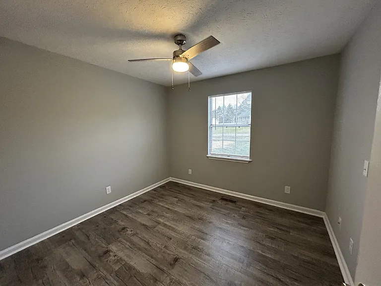3522 Southmeade Dr — Photo 10