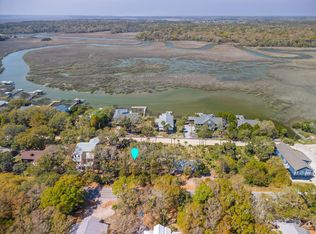 307 Jungle Rd, Edisto Island, SC 29438