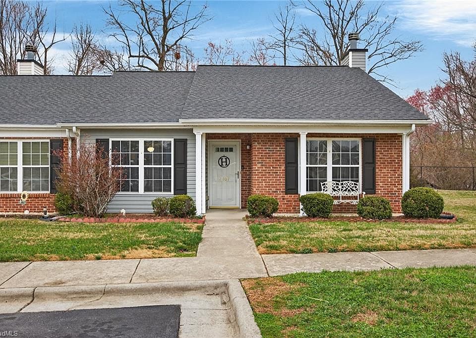 1st image of 2107 Jefferson Ct