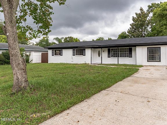2nd image of 8029 TRIUMPH Lane