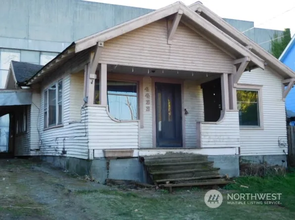 4422 S 4th Avenue, Everett, WA 98203