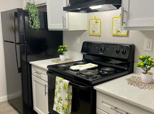12710 Brant Rock Dr #2B-1BA-933SQFT, Houston, TX 77082