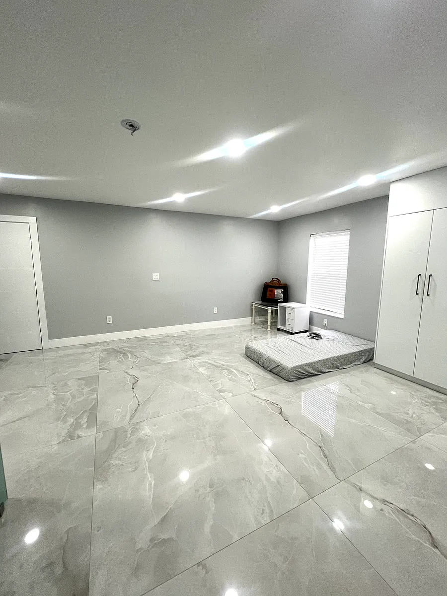View of separate apartment or second master bedroom - 2510 72nd Ave NE