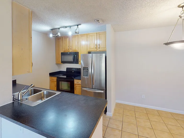 Altamira Place Apartment Homes — Photo 89