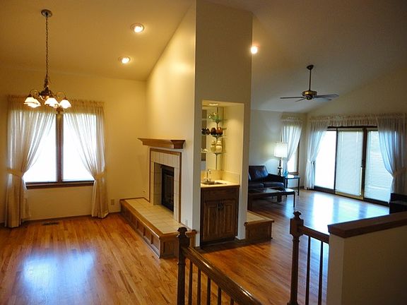 3rd image of 8020 E Windwood St