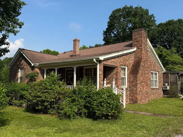 13 White Oak Rd, Woodruff, SC 29388