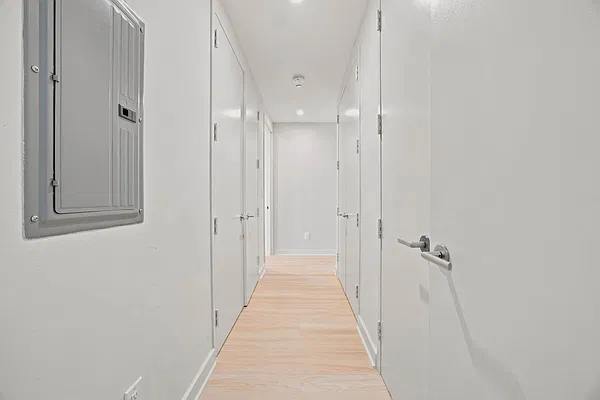 Building, photo 4