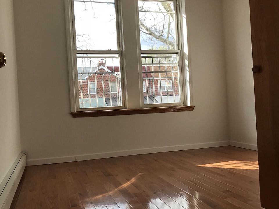 2nd image of 8740 26th Ave #2