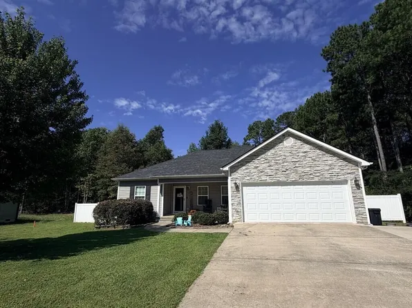 359 Brittany Ct, Chatsworth, GA 30705