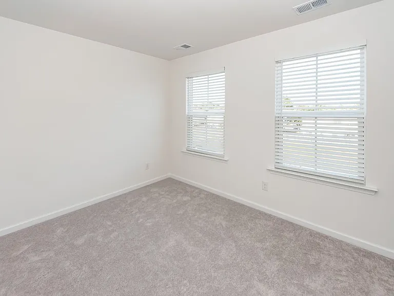 4633 Forest Hills Dr #1303 — Photo 44