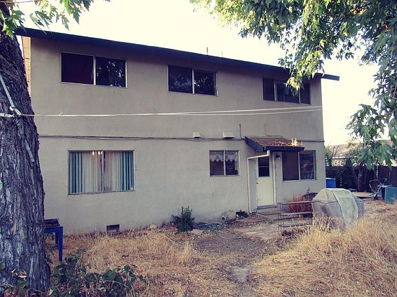 4th image of 6000 Valley Vale Way