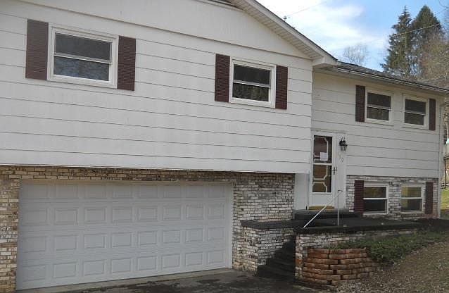 1st image of 150 Pinevilla Dr