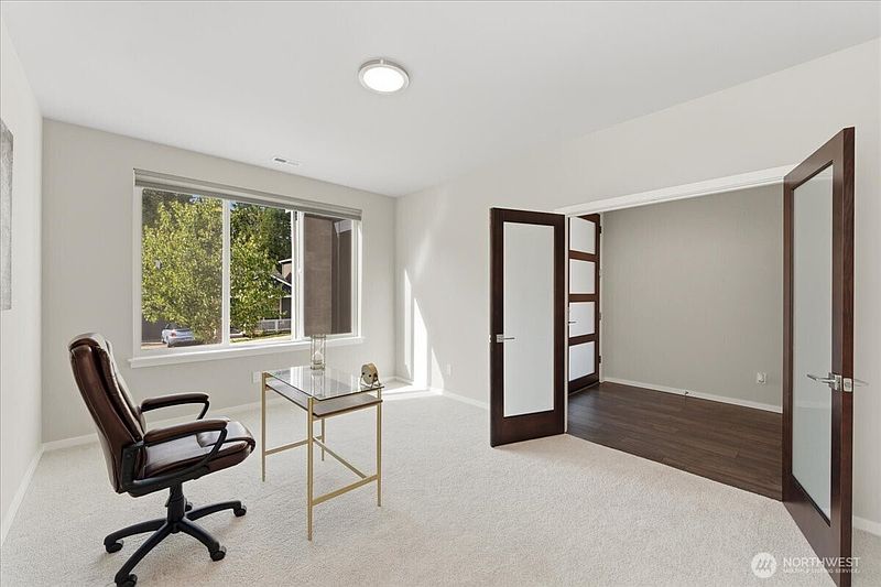 4th image of 4846 Amherst Way SW